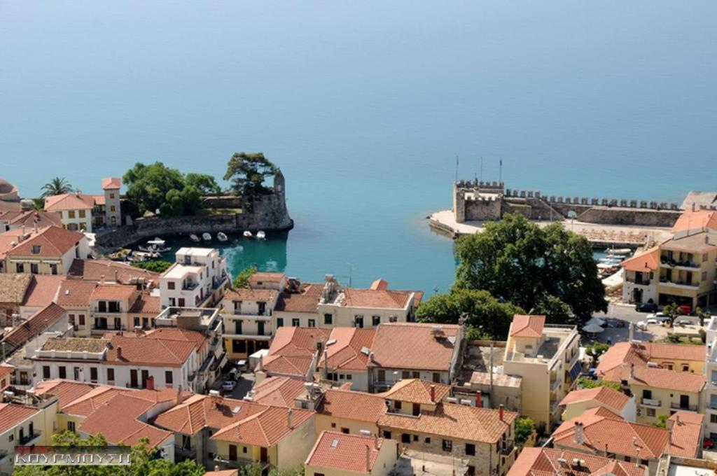 Παραδοσιακό Πέτρινο Σπίτι Κάστρο Ναυπάκτου Βίλα Ναύπακτος Εξωτερικό φωτογραφία