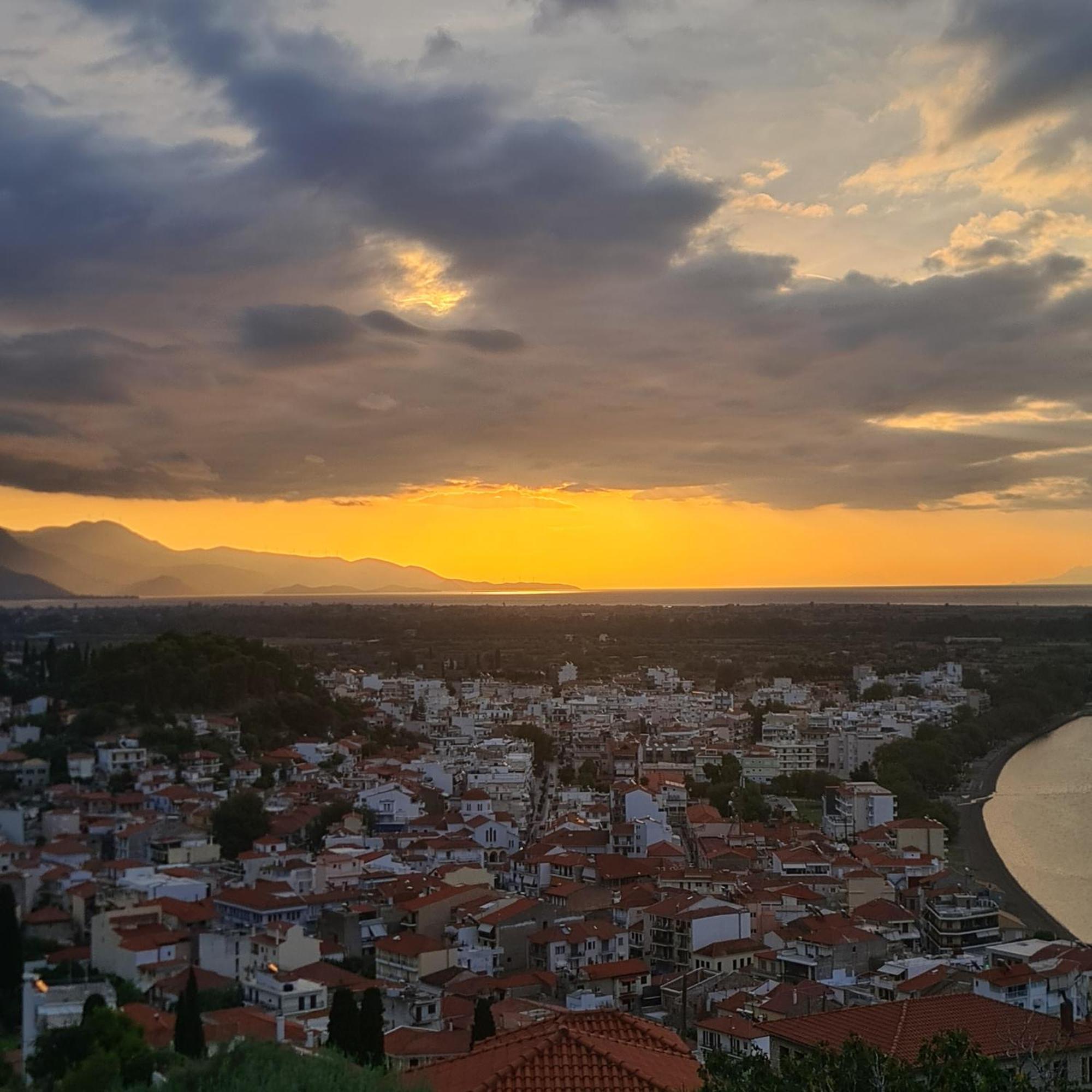 Παραδοσιακό Πέτρινο Σπίτι Κάστρο Ναυπάκτου Βίλα Ναύπακτος Εξωτερικό φωτογραφία
